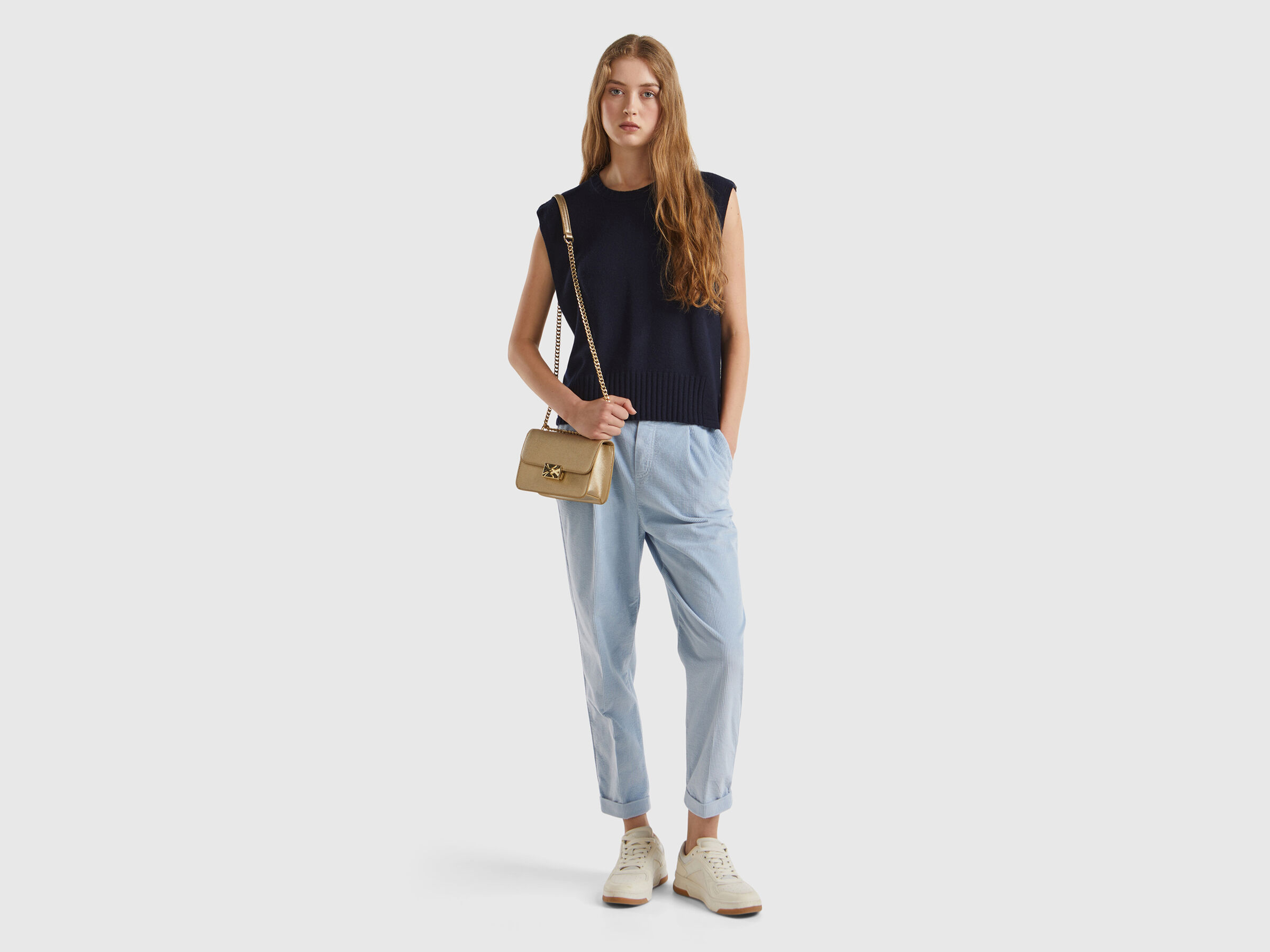SLEEVELESS SWEATER Women image number 3
